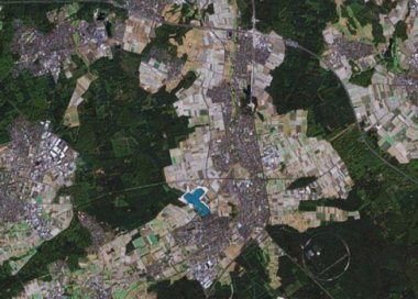Satellitenaufnahme Rodgau Satellitenaufnahme von Rodgau mit Stadt, umliegenden Feldern und Waldgebieten